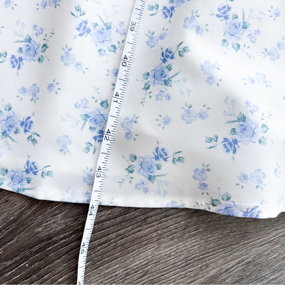 Blue and white floral midi dress - Picture 11 of 15